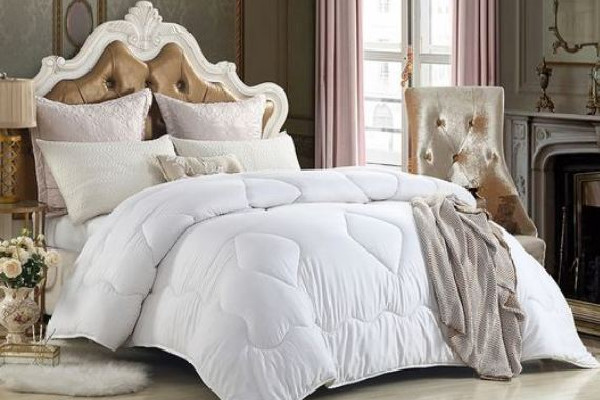 羊絨被蓋就了不蓬松怎么辦 羊絨被怎么保養(yǎng) 羊絨被蓋就了不蓬松怎么辦 羊絨被怎么保養(yǎng)