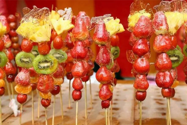 冰糖葫蘆怎么熬糖還脆 冰糖葫蘆熬糖要熬多久 冰糖葫蘆怎么熬糖還脆 冰糖葫蘆熬糖要熬多久