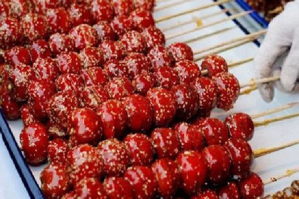 冰糖葫蘆是哪的特產(chǎn) 冰糖葫蘆有多少年歷史 冰糖葫蘆是哪的特產(chǎn) 冰糖葫蘆有多少年歷史