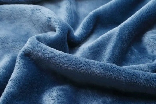 法蘭絨可以曬太陽(yáng)嗎 法蘭絨烘干會(huì)臭嗎 法蘭絨可以曬太陽(yáng)嗎 法蘭絨烘干會(huì)臭嗎