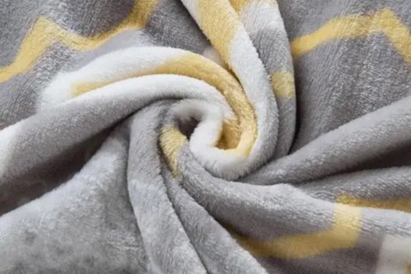 法蘭絨怎么區(qū)分好壞 法蘭絨會起球嗎 法蘭絨怎么區(qū)分好壞 法蘭絨會起球嗎