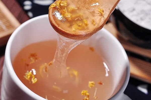 藕粉沖出來是乳白色能吃嗎 藕粉沖出來是什么顏色 藕粉沖出來是乳白色能吃嗎 藕粉沖出來是什么顏色