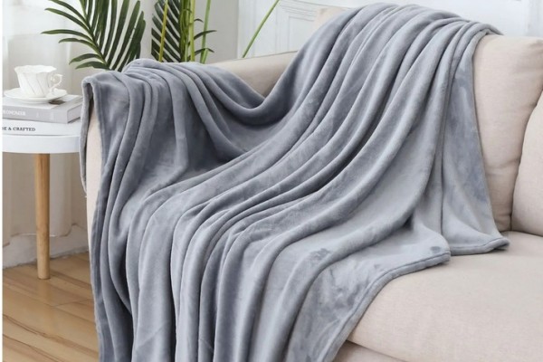 毛毯買什么材質(zhì)的比較好 毛毯買什么絨的好 毛毯買什么材質(zhì)的比較好 毛毯買什么絨的好