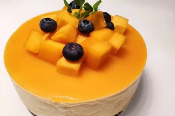 吉利丁片是用熱水泡還是冷水泡 吉利丁片是用什么水泡 吉利丁片是用熱水泡還是冷水泡 吉利丁片是用什么水泡