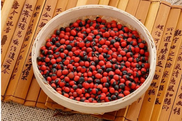 紅豆用熱水泡還是冷水泡 紅豆用電飯煲煮多久才會爛 紅豆用熱水泡還是冷水泡 紅豆用電飯煲煮多久才會爛