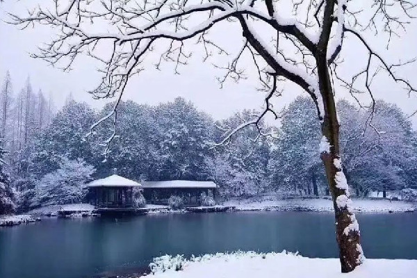 冷空氣發(fā)威上海已見初雪 下雪要注意什么 冷空氣發(fā)威上海已見初雪 下雪要注意什么
