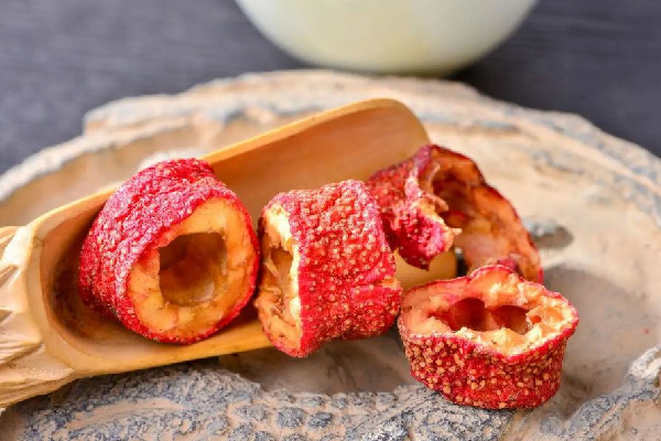 山楂干泡水可以天天喝嗎 山楂干泡水一次放多少片 山楂干泡水可以天天喝嗎 山楂干泡水一次放多少片