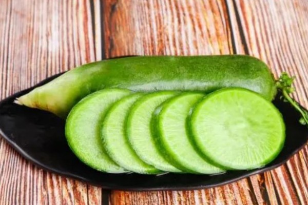 綠蘿卜要焯水嗎 綠蘿卜怎么焯水才好吃 綠蘿卜要焯水嗎 綠蘿卜怎么焯水才好吃