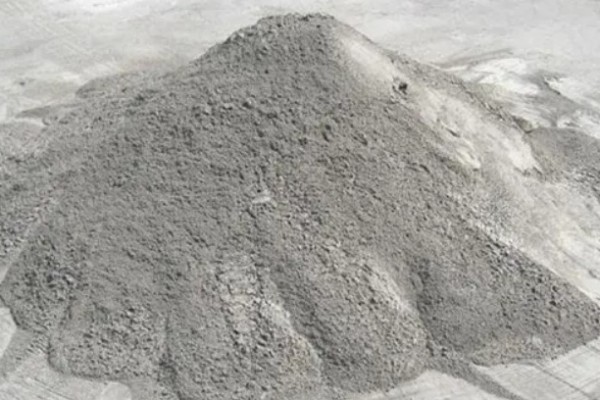 71歲大爺工地卸水泥一袋5毛錢 卸水泥是現(xiàn)錢嗎 71歲大爺工地卸水泥一袋5毛錢 卸水泥是現(xiàn)錢嗎