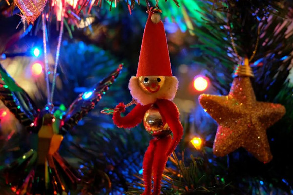 圣誕節(jié)送女朋友什么禮物最有意義 圣誕節(jié)可以送糖果嗎 圣誕節(jié)送女朋友什么禮物最有意義 圣誕節(jié)可以送糖果嗎