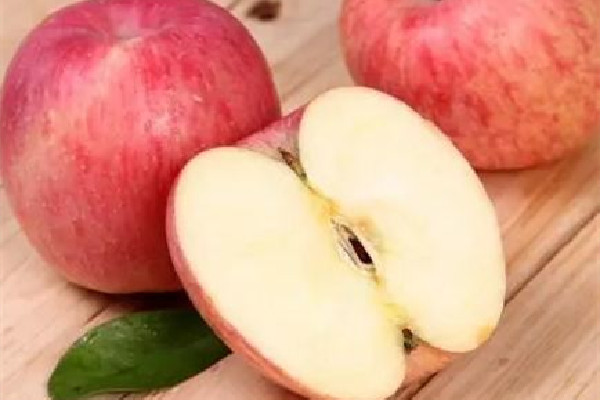 紅富士蘋(píng)果吃起來(lái)怎么樣 紅富士蘋(píng)果有什么營(yíng)養(yǎng)價(jià)值 紅富士蘋(píng)果吃起來(lái)怎么樣 紅富士蘋(píng)果有什么營(yíng)養(yǎng)價(jià)值