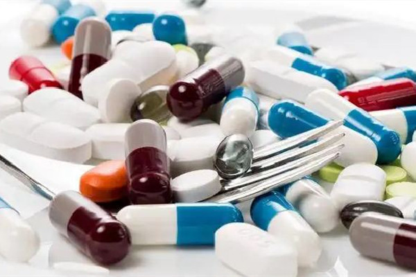 專家說在家自行吃藥或耽誤治療 提前吃藥可以預(yù)防感冒嗎 專家說在家自行吃藥或耽誤治療 提前吃藥可以預(yù)防感冒嗎