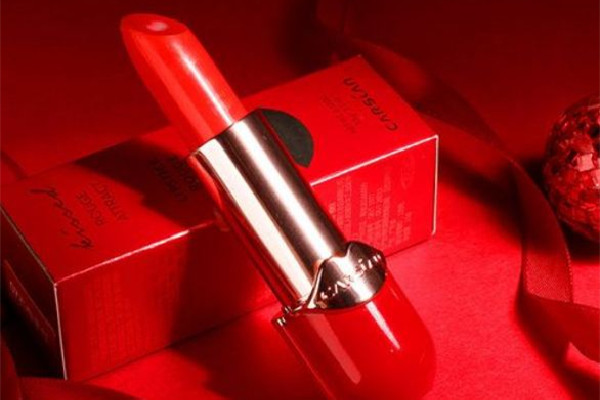 卡姿蘭口紅有沒有味道 卡姿蘭口紅是純植物的嗎 卡姿蘭口紅有沒有味道 卡姿蘭口紅是純植物的嗎