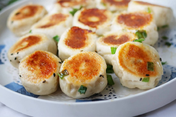 水煎包怎么煎又脆不糊 水煎包煎出來皮發(fā)硬怎么回事 水煎包怎么煎又脆不糊 水煎包煎出來皮發(fā)硬怎么回事