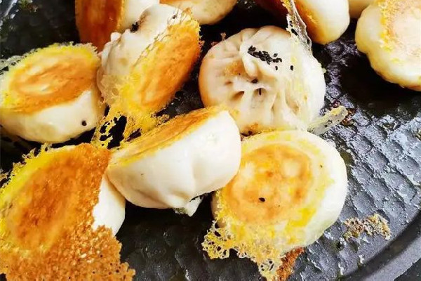 水煎包用大火還是小火 水煎包煎多久放面水 水煎包用大火還是小火 水煎包煎多久放面水