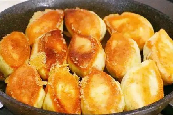 水煎包是用水煎的嗎 水煎包做法過程 水煎包是用水煎的嗎 水煎包做法過程