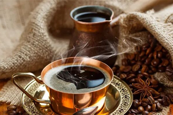 黑咖啡和美式咖啡哪個(gè)提神 黑咖啡和美式咖啡味道一樣嗎 黑咖啡和美式咖啡哪個(gè)提神 黑咖啡和美式咖啡味道一樣嗎