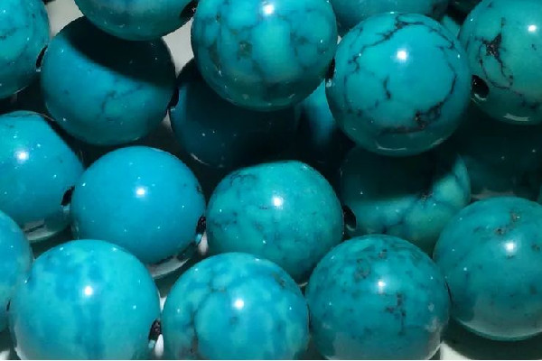 綠松石多少錢一克2022 綠松石有收藏價(jià)值嗎 綠松石多少錢一克2022 綠松石有收藏價(jià)值嗎