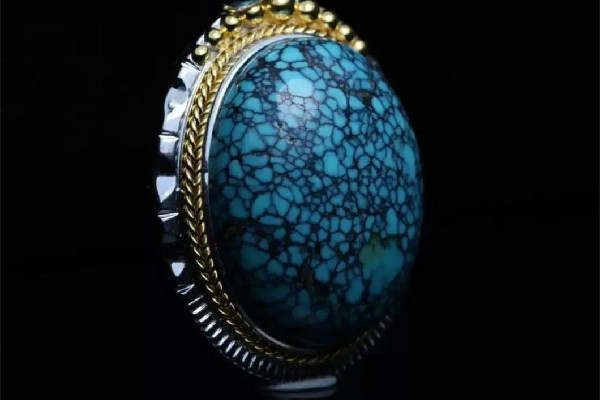 綠松石有鐵線好還是沒有好 綠松石鐵線是什么東西 綠松石有鐵線好還是沒有好 綠松石鐵線是什么東西