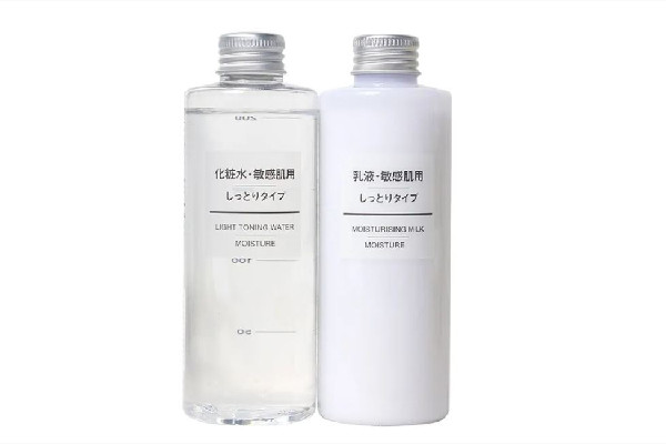 乳液用完瓶子底部還有怎么辦 乳液可以用多長(zhǎng)時(shí)間 乳液用完瓶子底部還有怎么辦 乳液可以用多長(zhǎng)時(shí)間