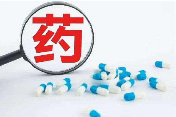 女子混吃7種感冒止咳藥全身長滿膿皰 感冒藥吃過量了有什么后果 女子混吃7種感冒止咳藥全身長滿膿皰 感冒藥吃過量了有什么后果