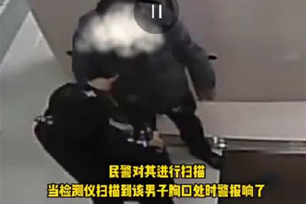 男子科目一作弊從頭到腳高科技 駕考作弊怎么處理 男子科目一作弊從頭到腳高科技 駕考作弊怎么處理