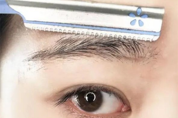 修眉毛一般多少錢 修眉毛去哪里休比較好 修眉毛一般多少錢 修眉毛去哪里休比較好