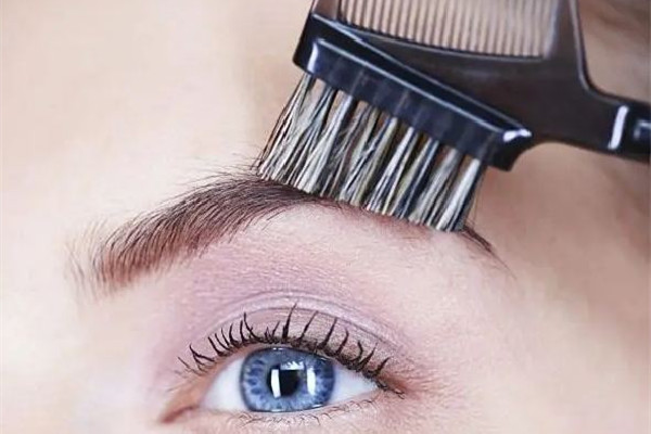 修眉毛一般多少錢 修眉毛去哪里休比較好 修眉毛一般多少錢 修眉毛去哪里休比較好