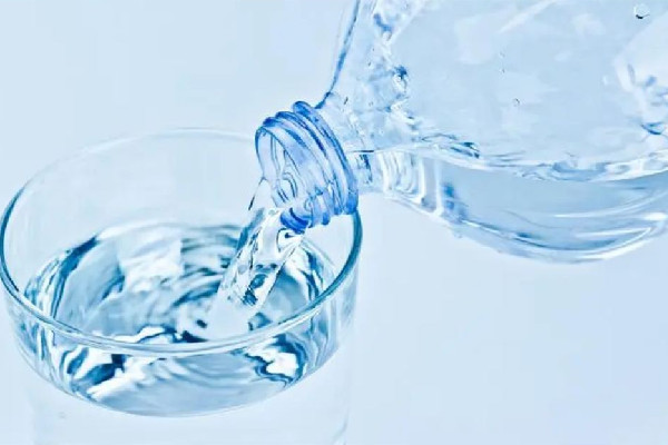 礦泉水可以補充電解質(zhì)嗎 礦泉水對人體的好處 礦泉水可以補充電解質(zhì)嗎 礦泉水對人體的好處