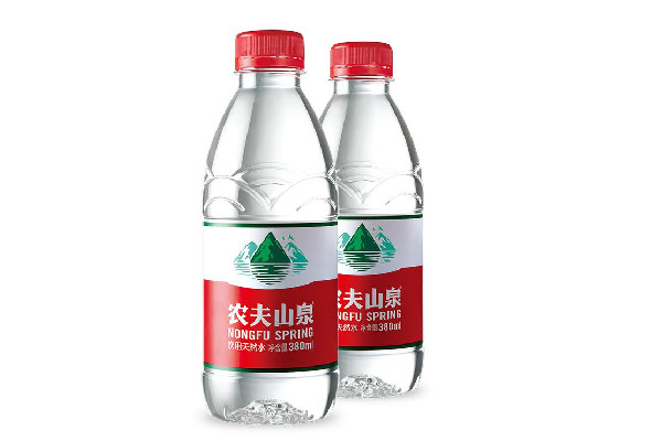 礦泉水有防腐添加劑嗎 礦泉水可以放多長(zhǎng)時(shí)間 礦泉水有防腐添加劑嗎 礦泉水可以放多長(zhǎng)時(shí)間