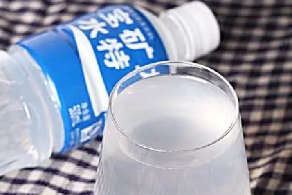 電解質(zhì)水哪個牌子好 電解質(zhì)水買哪種好 電解質(zhì)水哪個牌子好 電解質(zhì)水買哪種好