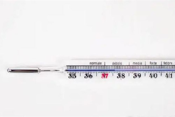 水銀體溫計怎么看度數(shù) 水銀體溫計可以用酒精消毒嗎 水銀體溫計怎么看度數(shù) 水銀體溫計可以用酒精消毒嗎
