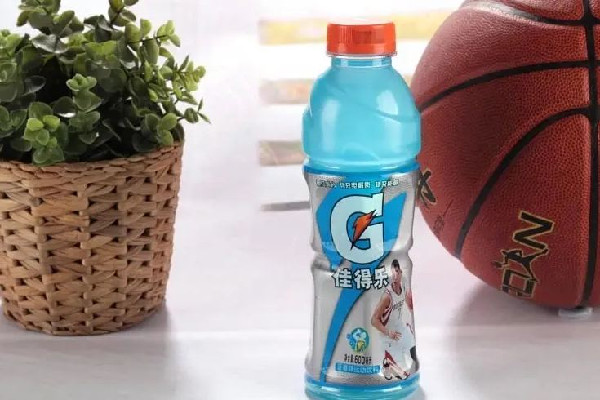 運(yùn)動飲料是功能性飲料嗎 運(yùn)動飲料的作用