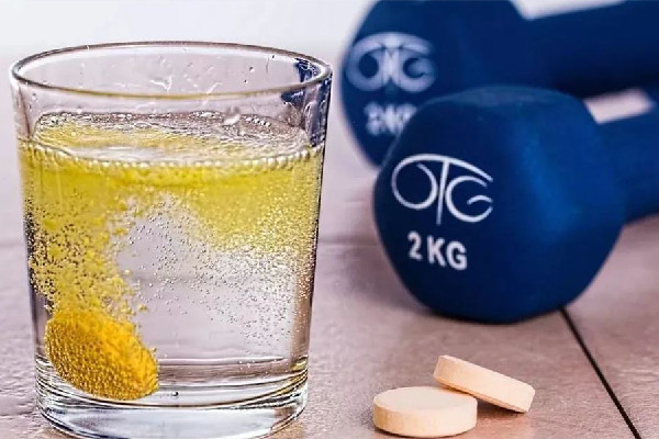 運(yùn)動(dòng)飲料小孩可以喝嗎 運(yùn)動(dòng)飲料適合什么人喝 運(yùn)動(dòng)飲料小孩可以喝嗎 運(yùn)動(dòng)飲料適合什么人喝