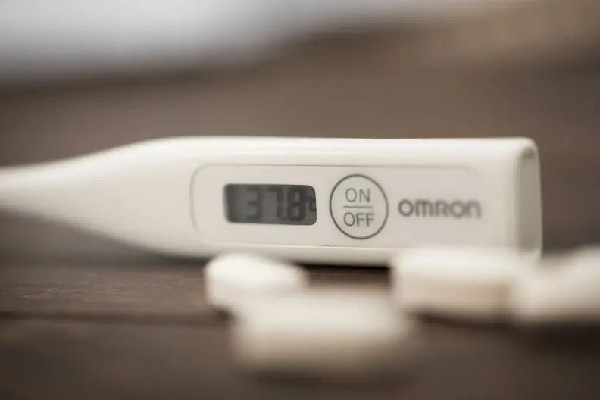 電子體溫計測量時間多久 電子體溫計可以用酒精消毒嗎 電子體溫計測量時間多久 電子體溫計可以用酒精消毒嗎