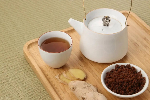 生姜紅糖水的功效和作用 生姜紅糖水適合風寒感冒還是風熱感冒 生姜紅糖水的功效和作用 生姜紅糖水適合風寒感冒還是風熱感冒