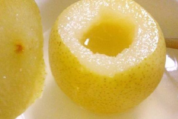 梨子煮水要多長時(shí)間 梨子煮水是喝水還是吃梨