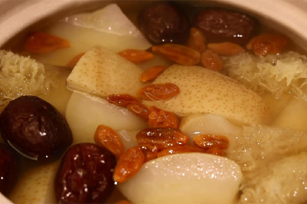 梨子煮水是電解質(zhì)水嗎 梨子煮水加什么一起煮治咳嗽 梨子煮水是電解質(zhì)水嗎 梨子煮水加什么一起煮治咳嗽