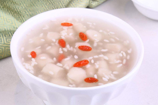 米酒湯圓是冷水下鍋還是熱水下鍋 米酒湯圓用多少米酒 米酒湯圓是冷水下鍋還是熱水下鍋 米酒湯圓用多少米酒