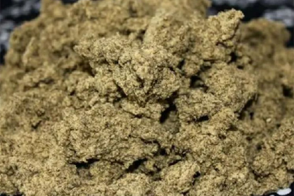 艾絨燒完灰是什么顏色 艾絨燒完的灰有什么用 艾絨燒完灰是什么顏色 艾絨燒完的灰有什么用