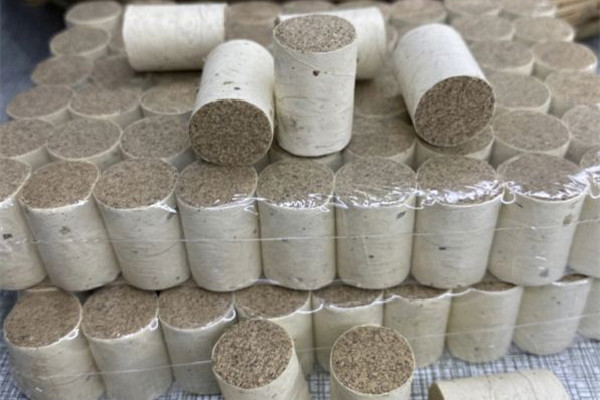 艾柱是用什么材料制作 艾柱是有煙的好還是無煙的好 艾柱是用什么材料制作 艾柱是有煙的好還是無煙的好