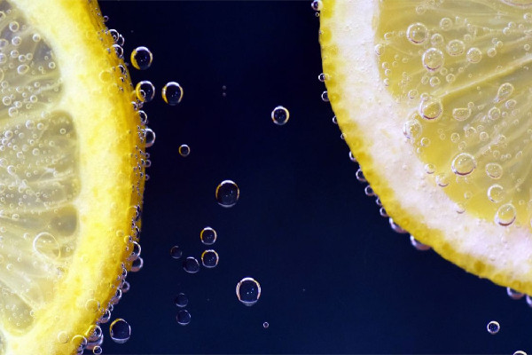 檸檬怎么保存時間長 檸檬放冰箱能放多久 檸檬怎么保存時間長 檸檬放冰箱能放多久