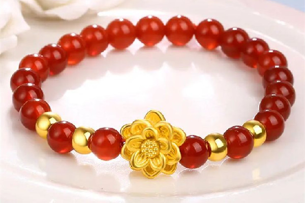 黃金轉(zhuǎn)運珠一般戴幾顆 黃金轉(zhuǎn)運珠有什么講究