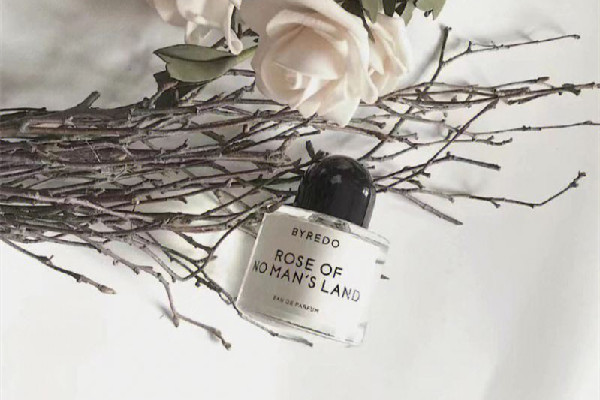 無(wú)人區(qū)香水有幾種味道 無(wú)人區(qū)香水哪個(gè)味道最好聞 無(wú)人區(qū)香水有幾種味道 無(wú)人區(qū)香水哪個(gè)味道最好聞