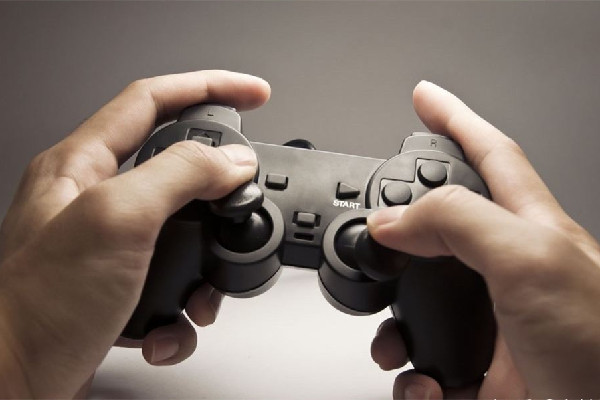 網(wǎng)吧春節(jié)促銷:玩家簽“生死狀” 玩游戲時間過長身體會怎樣 網(wǎng)吧春節(jié)促銷:玩家簽“生死狀” 玩游戲時間過長身體會怎樣