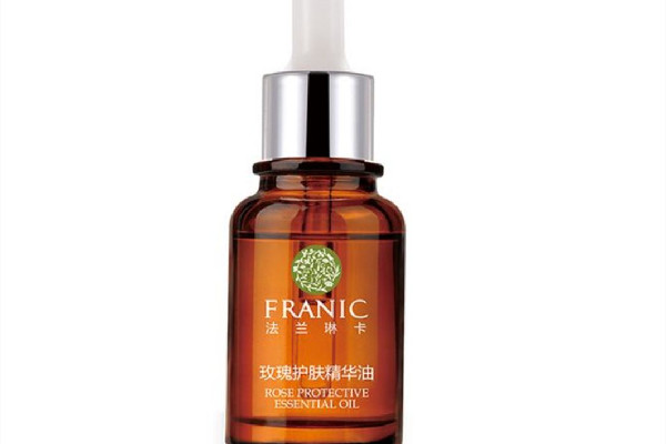 護(hù)膚精油一次用多少 護(hù)膚精油用多了會(huì)怎樣 護(hù)膚精油一次用多少 護(hù)膚精油用多了會(huì)怎樣