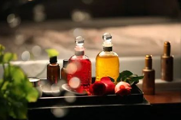 護(hù)膚精油排行榜前十名 護(hù)膚精油買(mǎi)哪個(gè)牌子的好