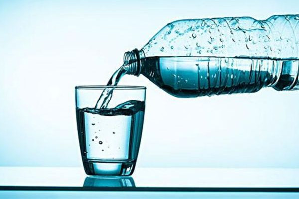 淡鹽水漱口有什么好處 淡鹽水漱口的正確方法 淡鹽水漱口有什么好處 淡鹽水漱口的正確方法