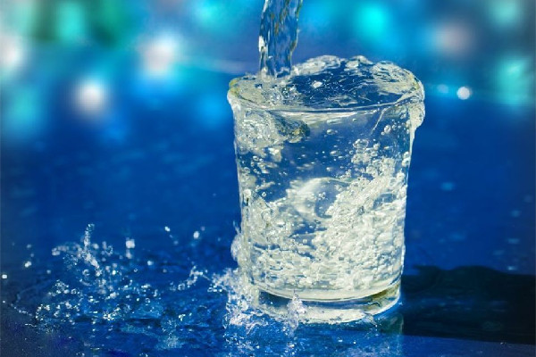 淡鹽水喝多少合適 淡鹽水喝多了會怎么樣 淡鹽水喝多少合適 淡鹽水喝多了會怎么樣