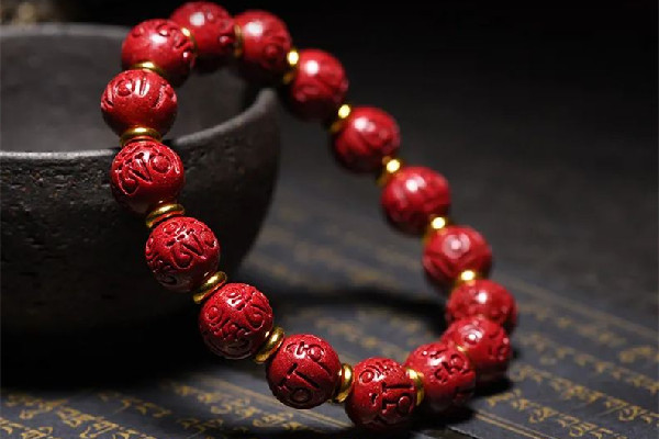 朱砂手串顏色深的好還是淺的好 朱砂手串買什么樣的好 朱砂手串顏色深的好還是淺的好 朱砂手串買什么樣的好
